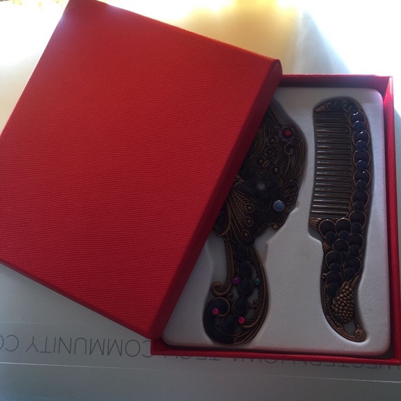 Mirror and comb set - Picture 3 of 4